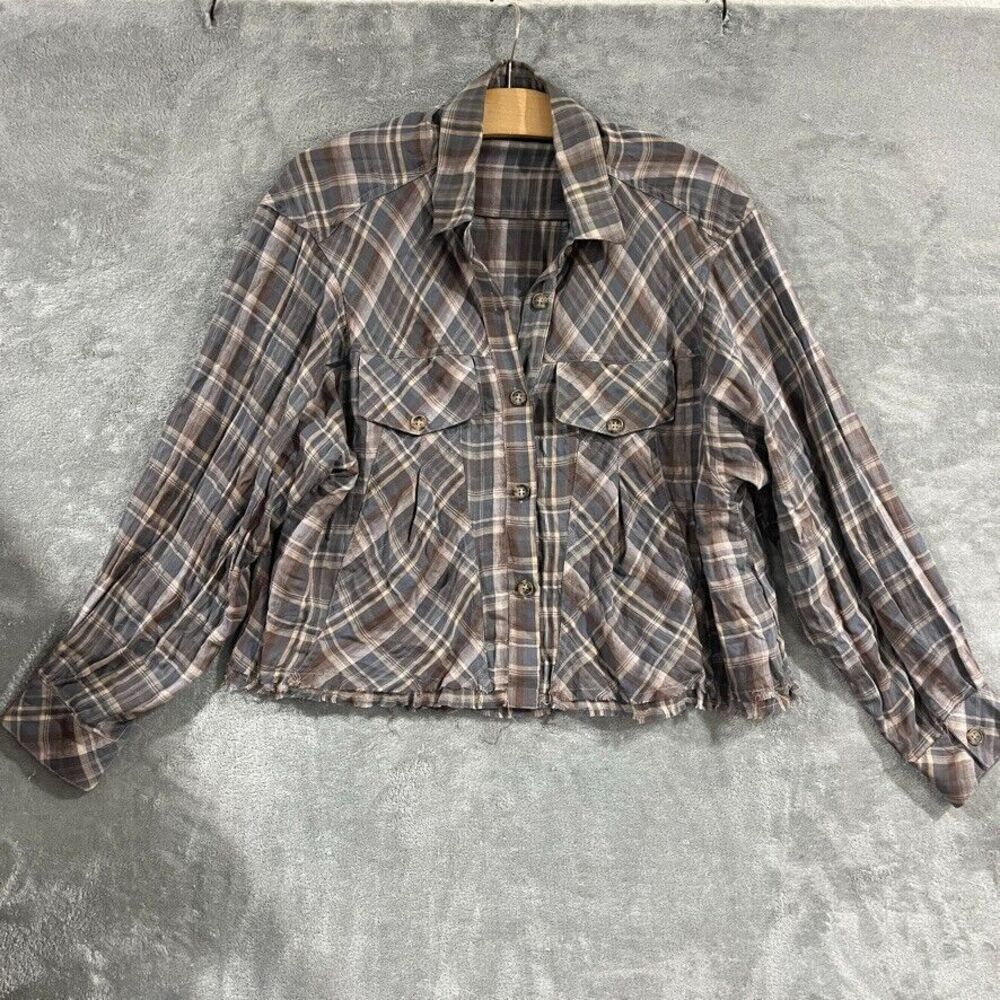 Carly Jean Light Plaid Button Up Oversized Crop Shirt Distressed Hem Sz S